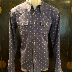 🍁 SALE HOLLISTER Navy & White floral button up shirt